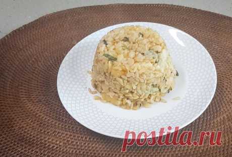 Просто смешайте рис и яйца — удивительно простое и вкусное блюдо