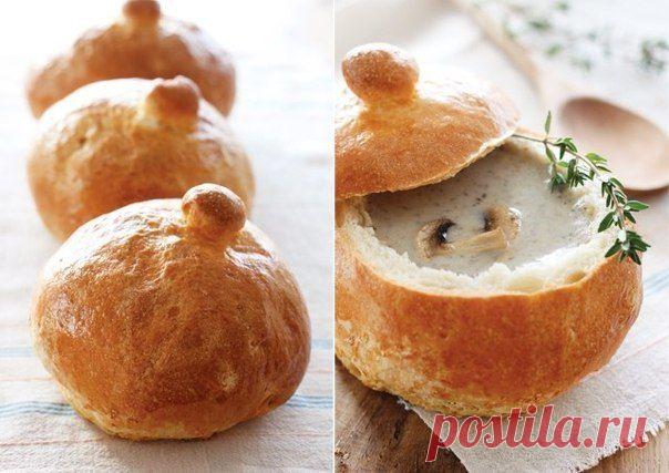 Грибной крем-суп в хлебе.