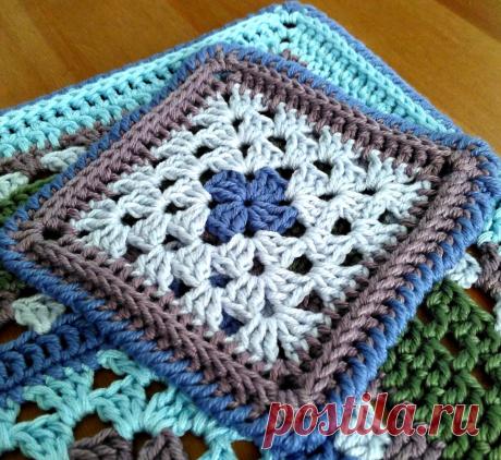 Как связать подставку крючком - бабушкин квадрат.