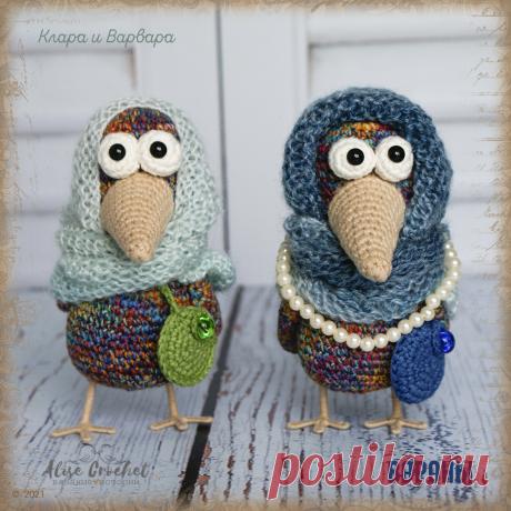 Красавицы вороны в платочках Клара и Варвара. Игрушка вязаная крючком.
