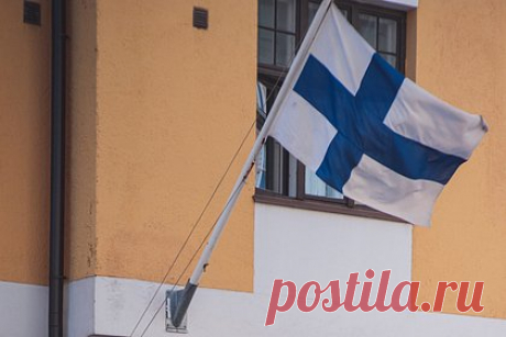 Госдеп одобрил продажу ракет Финляндии на более чем 300 миллионов долларов. Госдеп США одобрил продажу Финляндии ракет «воздух-воздух» и «воздух-земля» на сумму более, чем 300 миллионов долларов. «Госдеп утвердил возможную продажу правительству Финляндии тактических ракет AIM 9X Block II, ракет AGM-154 и сопутствующего оборудования на сумму 323,3 млн долларов», — отмечается в публикации.