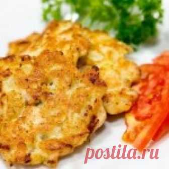Диетические котлеты из куриной грудки Куриное мясо нравится многим. Одних людей привлекает...