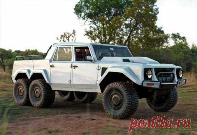 Рендер трехосного внедорожника Lamborghini LM002 6×6 Safari . Тут забавно !!!