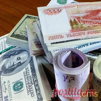 Рубль ускорил снижение из-за девальвации в Казахстане 

Казахстан объявил о девальвации национальной валюты — тенге. Нацбанк страны снижает объемы валютных интервенций и отказывается от вмешательства в процесс формирования обменного курса тенге.