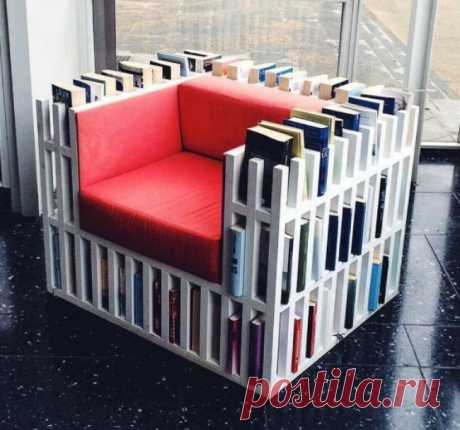 Идеальное кресло для книголюбов