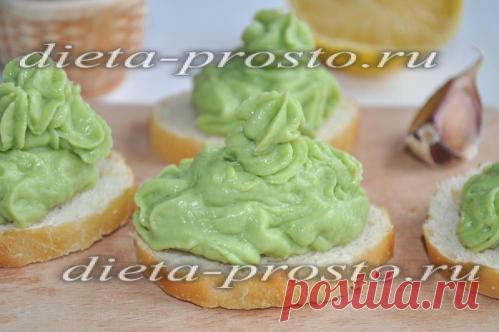 Соус из авокадо, рецепт с чесноком и лимоном