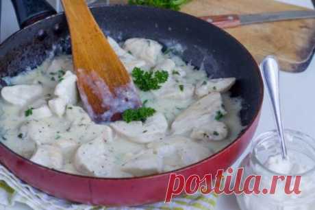 Куриное филе в сметанном соусе — Кулинарные рецепты любящей жены