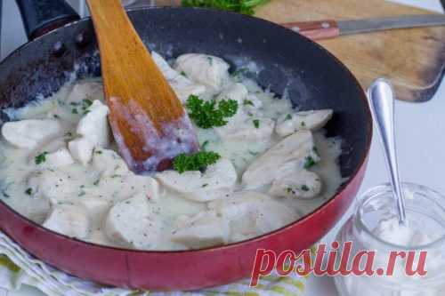 Куриное филе в сметанном соусе — Кулинарные рецепты любящей жены