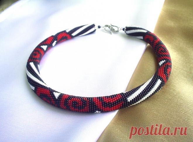 Колье-жгут "Гипноз" | biser.info - всё о бисере и бисерном творчестве