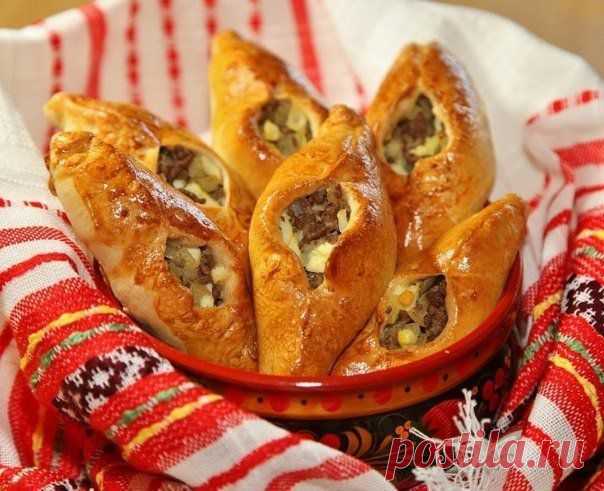 Старорусские расстегаи с грибами