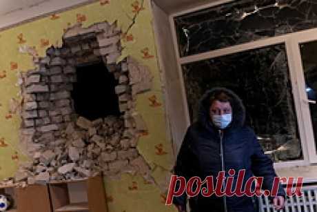 В ДНР заявили о новом обстреле Докучаевска из запрещенных минометов. Представительство Донецкой народной республики (ДНР) в Совместном центре контроля и координации режима прекращения огня (СЦКК) заявили о новом обстреле населенного пункта Докучаевск из запрещенных минскими соглашениями минометов калибром. Украинские военные выпустили 14 мин калибром 120 миллиметров.