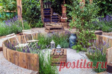 Необычная мебель: ящики как основа мебельного гарнитура для дачи