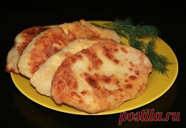 Пирожки-лепешки с картошкой и сыром