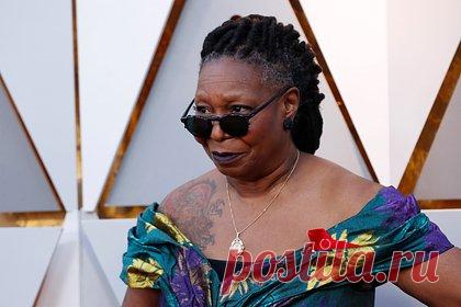 Популярная актриса рассказала о счастливой случайности в кабинете врача. Голливудская актриса, писательница и продюсер Вупи Голдберг призналась, что несколько лет назад ей поставили диагноз эндометриоз. Знаменитость считает, что ей повезло, так как врачи сразу обнаружили заболевание и вылечили ее. При этом, многие женщины много лет ходят по врачам и не могут узнать своего диагноза.