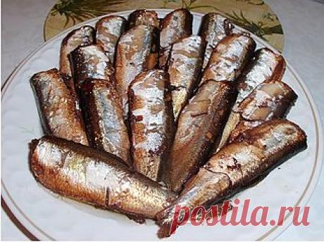 Готовим шпроты..