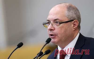 Депутат Гаврилов предложил упростить выход на досрочную пенсию за стаж. Периоды выслуги, учитываемые для реализации права выйти на отдых на два года раньше, должны быть расширены, заявил председатель комитета Госдумы по вопросам собственности, земельным и имущественным отношениям