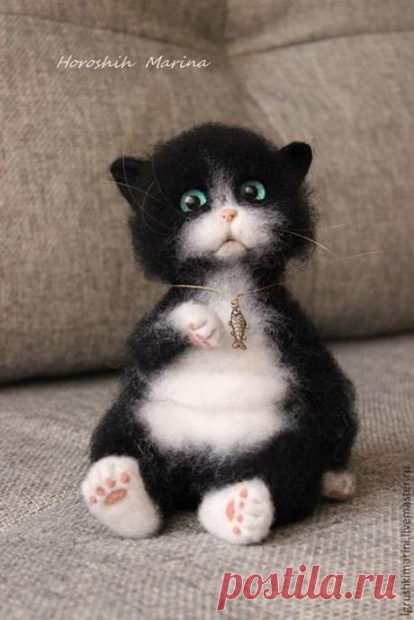 Котик в технике сухое валяние