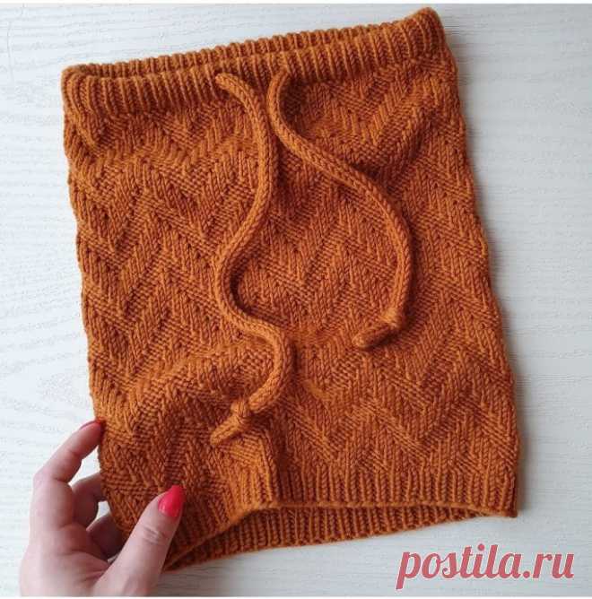 Снуд спицами узором Зигзаг