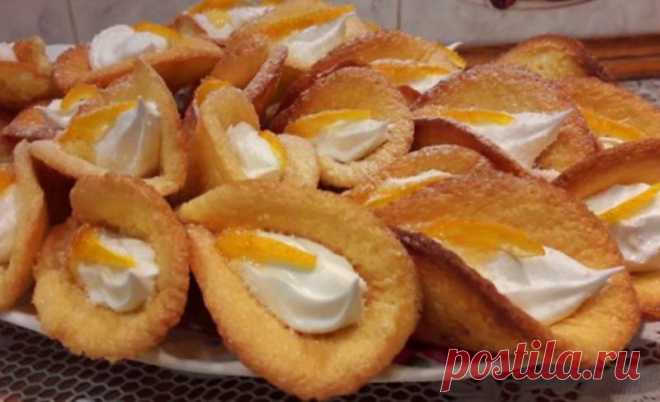 Легкий рецепт вкусного и красивого печенья с кремом - Готовим с нами