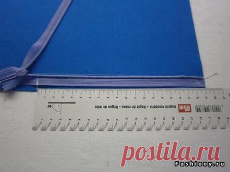 Уроки шитья ✂Предлагаю вашему вниманию наиболее выигрышный способ втачивания потайной молнии: