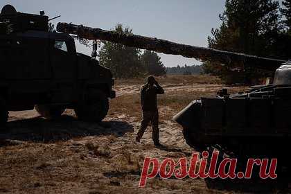 В России оценили влияние переданных Киеву новейших вооружений на СВО. Вооруженные силы Украины (ВСУ) будут около месяца вести активные бои. Дождавшись распутицы, украинская сторона отсрочит крупные наступательные операции до зимы или до весны, чтобы «пересобрать» танковые части и вновь броситься в атаку, считает основатель сайта Military Russia Дмитрий Корнев.