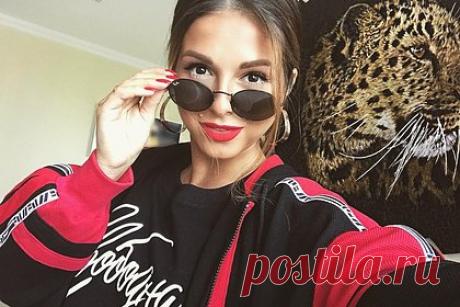 Косметолог назвала пластические операции Нюши. Российский косметолог Татьяна Баллирано назвала пластические операции певицы Анны Шурочкиной, выступающей под псевдонимом Нюша. Специалистка предположила, что исполнительница подверглась нескольким процедурам по улучшению внешности. По ее словам, среди них есть коррекция носа и губ.