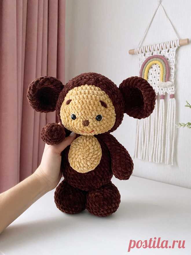 PDF Чебурашка крючком. FREE crochet pattern; Аmigurumi toy patterns. Амигуруми схемы и описания на русском. Вязаные игрушки и поделки своими руками #amimore - плюшевый Чебурашка из детского мультфильма Крокодил Гена и его друзья, большой чебурашка из плюшевой пряжи.