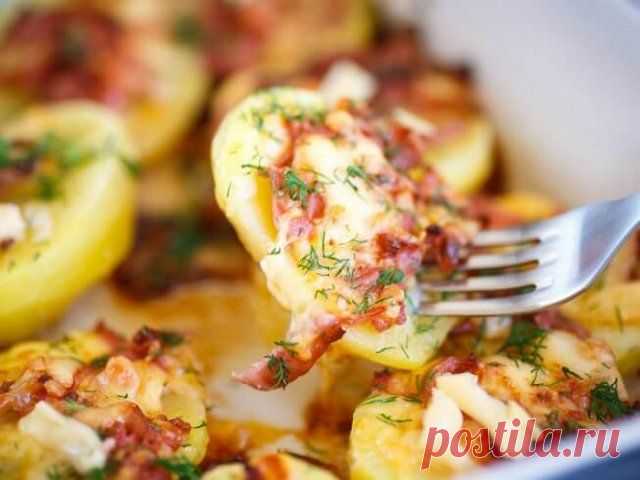 Картофельная запеканка в мультиварке
Блюда из картошки: 20 простых рецептов на каждый день