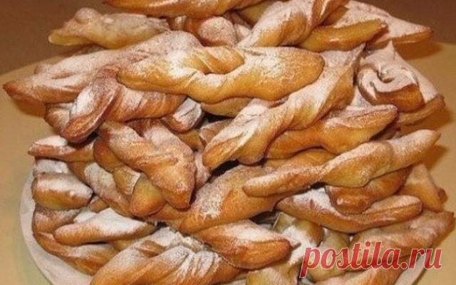 Пышный мягкий хворост на кефире порадует и взрослых и детей. - Образованная Сова