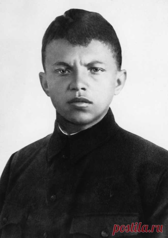 Почему подвиг Александра Матросова был 