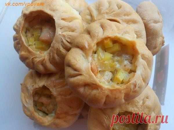 Новости
Татарские пирожки

Эти пирожки из разряда "легко, просто и вкусно". Действительно просто и очень вкусно!

Ингредиенты:

- 100 г сливочного масла
- 2 стакана муки
- щепотка соли
- сода на кончике ножа
- 1 стакан кефира
- 2 яйца