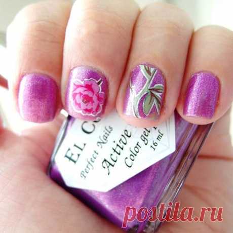 Литье фольгой в домашних условиях 💅☺
#маникюрчик #маникюр #самасебяманикюрю #литье #литьенаногтях #литьефольгой #ногти #ногтилук #ноготки #мирдолжензнатькакогоцветамоиногти #маникюрныйинстаграм #тегсообществанейлру #нейл #нейларт #💅 #🌸 #👸 #🌹