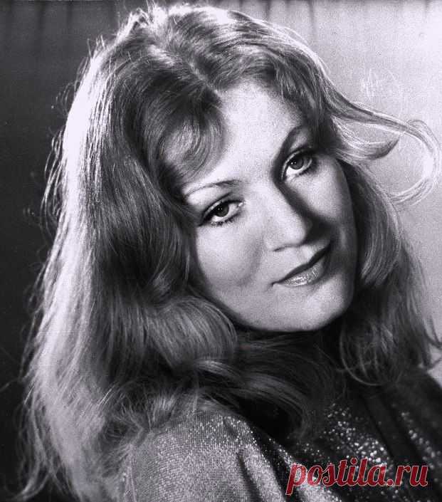 Анна Герман