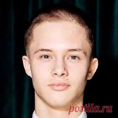 Леон Кемстач – биография, карьера и личная жизнь