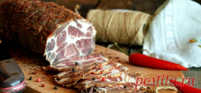 Вяленое мясо, получается просто шикарным! Сочно, вкусно, а специи подобраны идеально