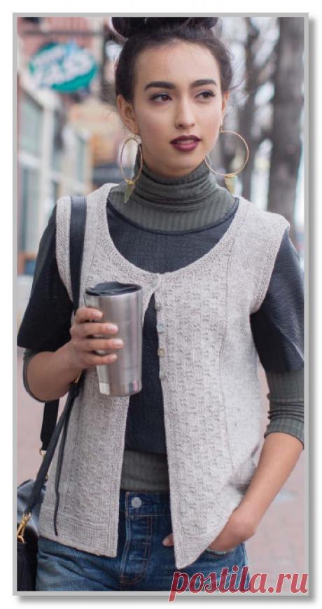 Вязание спицами. Фотогалерея женских вязанных моделей. Свободный жилет с мелким рельефным узором. Размеры: 34 (38, 42, 46, 50)