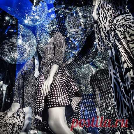Heart sparklet song
https://www.stihi.ru/2016/09/02/1020

https://music.yandex.ru/album/2456834/track/7585142
Lullaby
Исполнитель: Pink Martini

https://music.yandex.ru/album/3621582/track/5406650
Taya Tan
Исполнитель: Pink Martini


***

BG Get ready! The 5F celebration 
instagram.com p ouJENtpuBl