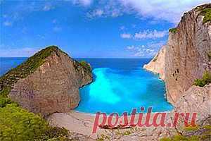 Специалист по туризму : Бухта Контрабандистов стала самым красивым пляжем мира