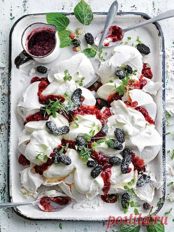 Pavlova со свежими ягодами: десерт балерины &ndash; Woman Delice