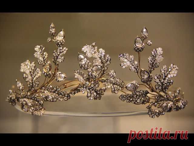 19th century tiara