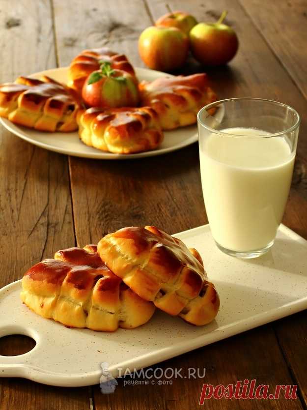 Сдобные листики с яблоками и корицей — рецепт с фото пошагово