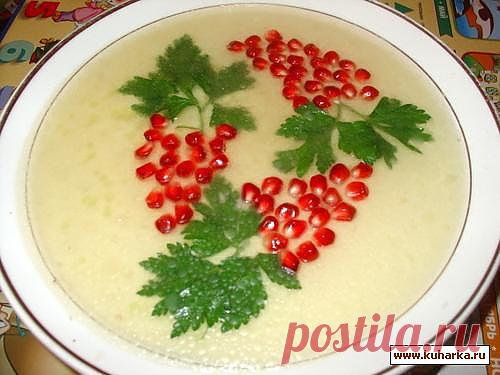 Люблю холодец, только делаю его всегда очень мясным и насыщенным. А такое украшение просто идеально!