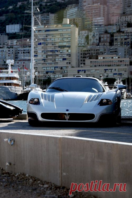 Maserati MC12 | v