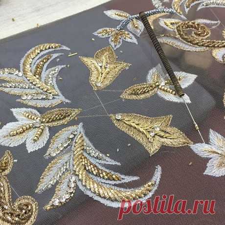Tambour tea break | #wip #handembroidery #embroidery #design #teabreak #workflow #flow #couture #details #fashion #beading #handmade #golden #crystals #madewithlove