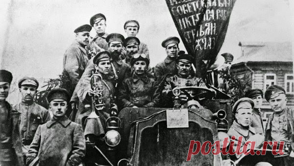 Почему большевики так легко пришли к власти
