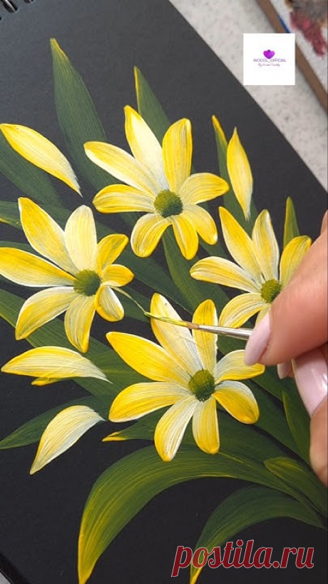 Painting some easy flowers in easy strokes #wocol