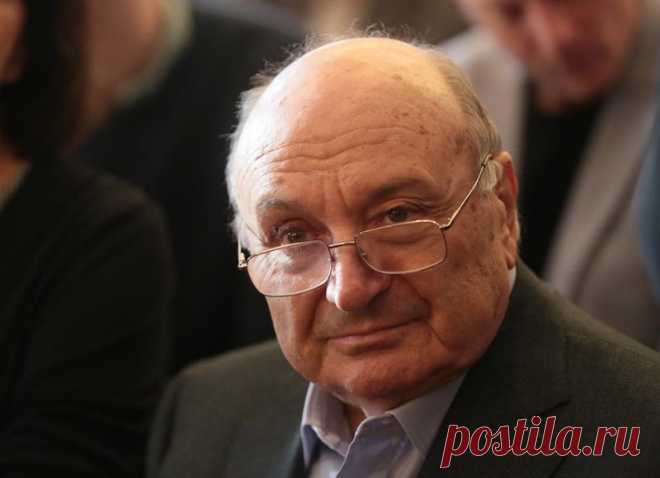 Воспитание — сила непреодолимая. - Домашние Беседы - медиаплатформа МирТесен Вкус с детства. Музыка с детства.Язык с детства.Литература с детства.Потом времени не будет.В нас воспитали с детства нежность, правдивость. И мы, выйдя из школы, получили жизнь в лицо. Но не изменились.Потому что воспитание — сила непреодолимая. ...