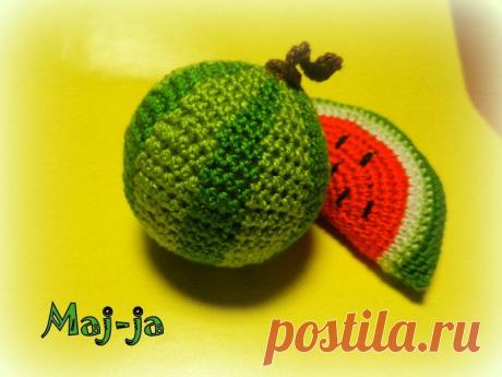 Вязаные фрукты: вязаный арбуз