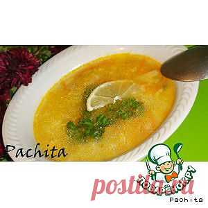 Рассольник с тыквой
Бульон готовый (у меня куриный) — 3 л 
Тыква — 200 г 
Картофель — 2-3 шт 
Рис — 80-100 г 
Огурец соленый (или маринованный) — 3-4 шт 
Морковь (небольшая) — 1 шт 
Лук репчатый (средний) — 1 шт 
Курица копченая (грудка или окорочок) — 200 г 
Масло растительное (для жарки) — 1 ст. л. 
Рассол огуречный — 1 стак. 
Лимон (для подачи) 
Соль (по вкусу) 
Зелень