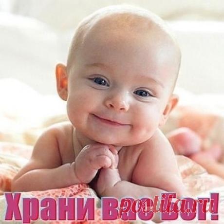 СКАЗКА О ЖИЗНИ 
ПЕНСИОНЕРОВ 
Царь с царицей за столом, 
Свита царская при нём... 
Разговор завёл премьер: 
"Чем живёт пенсионер?" 
Стали думать наши "сливки", 
Чешут толстые загривки: 
"Ведь морили так и сяк! 
Да не выморить никак", 
Царь решил гонца послать, 
В чём там дело - разузнать! 
Всё узнать и доложить, 
Как на пенсию прожить?! 
Поздней осенью гонец 
Возвратился во дворец. 
Хочешь, нет ли, рад, не рад, 
А пиши царю доклад.. 
"День прожить, пожалуй можно, 
А вот месяц - шибко сложно! 
Уму